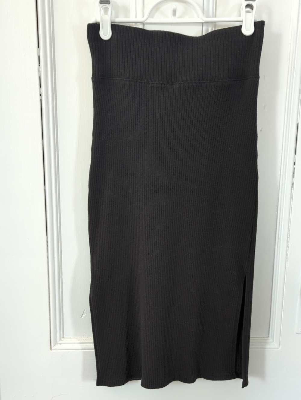Aerie Black High Waisted Midi Skirt